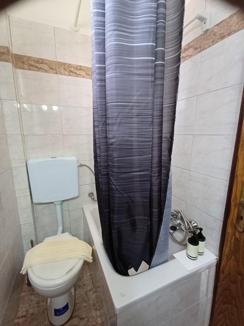Eleana Apartments And Studios Agios Georgios Pagon Exterior foto