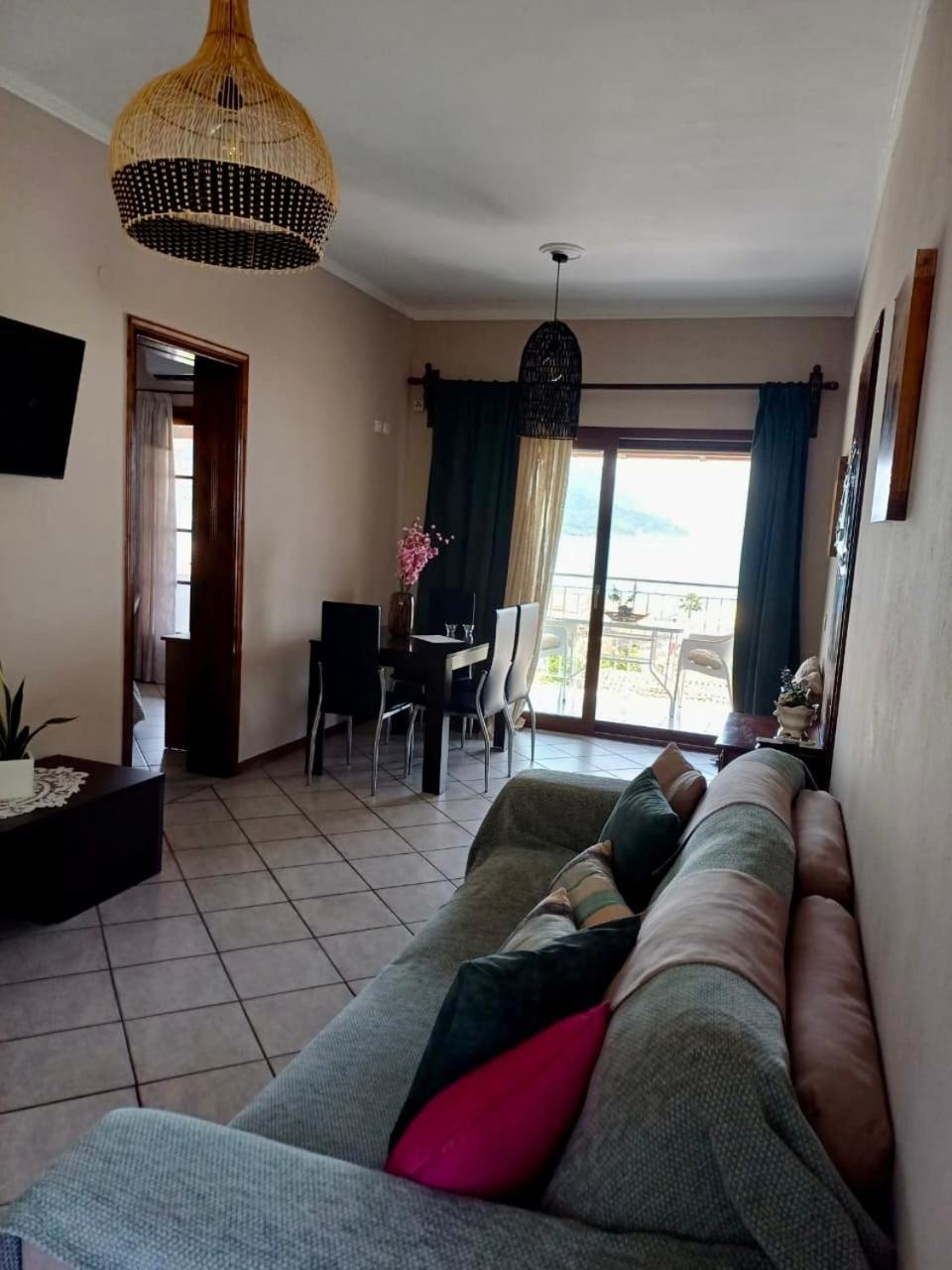 Eleana Apartments And Studios Agios Georgios Pagon Exterior foto