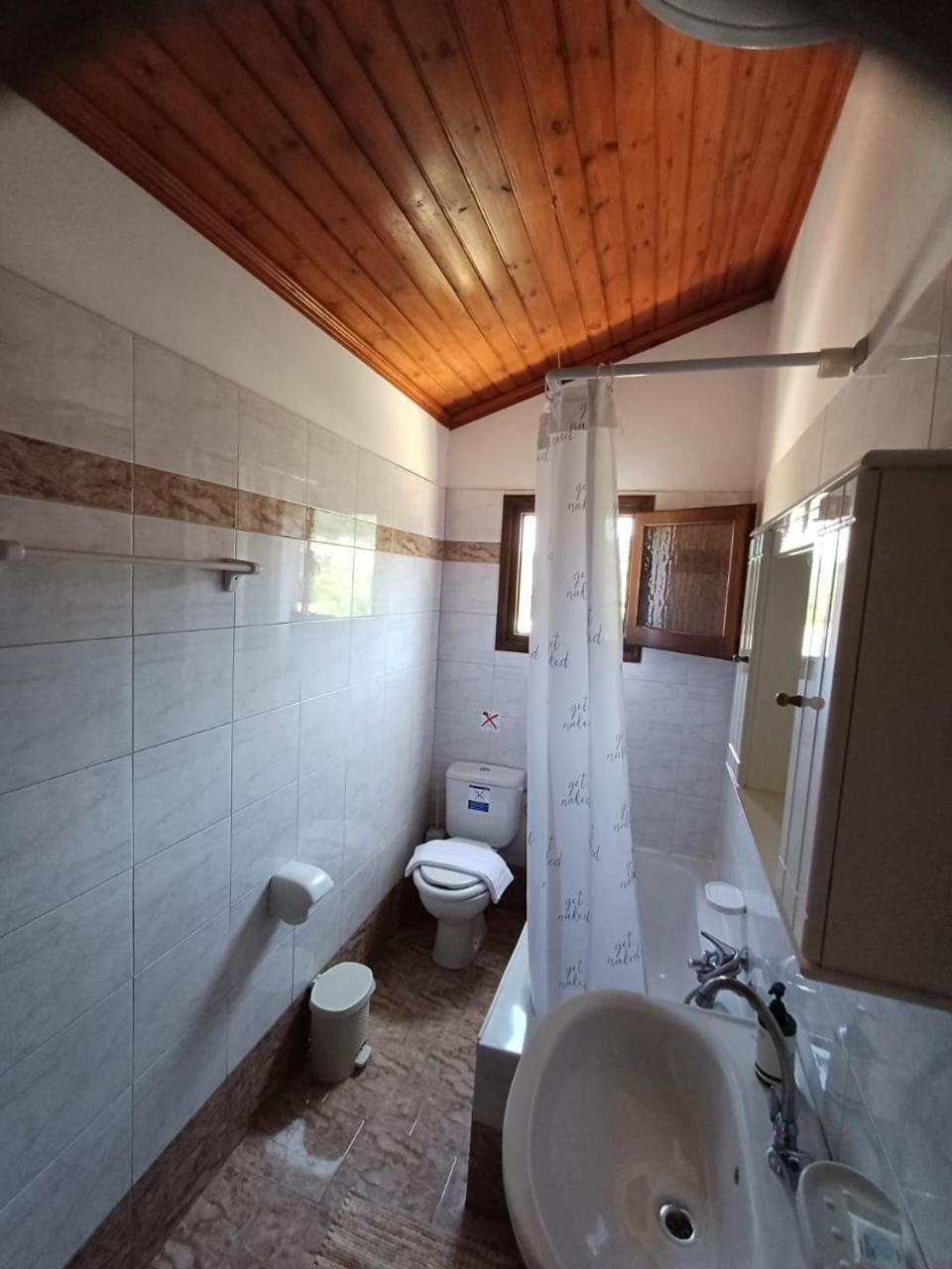 Eleana Apartments And Studios Agios Georgios Pagon Exterior foto