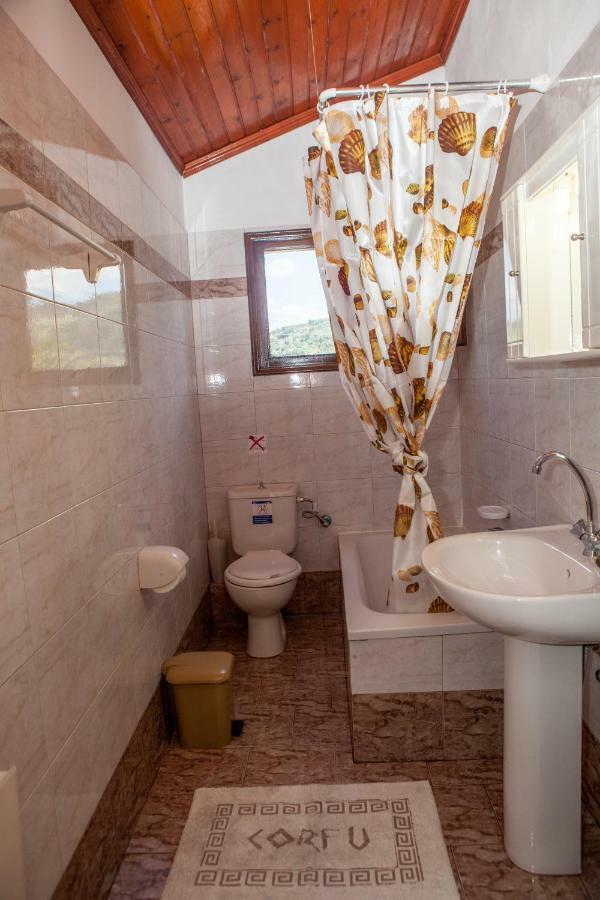 Eleana Apartments And Studios Agios Georgios Pagon Exterior foto